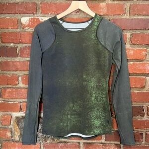The North Face women's Flight Series long sleeve‎ green forest shirt size XS